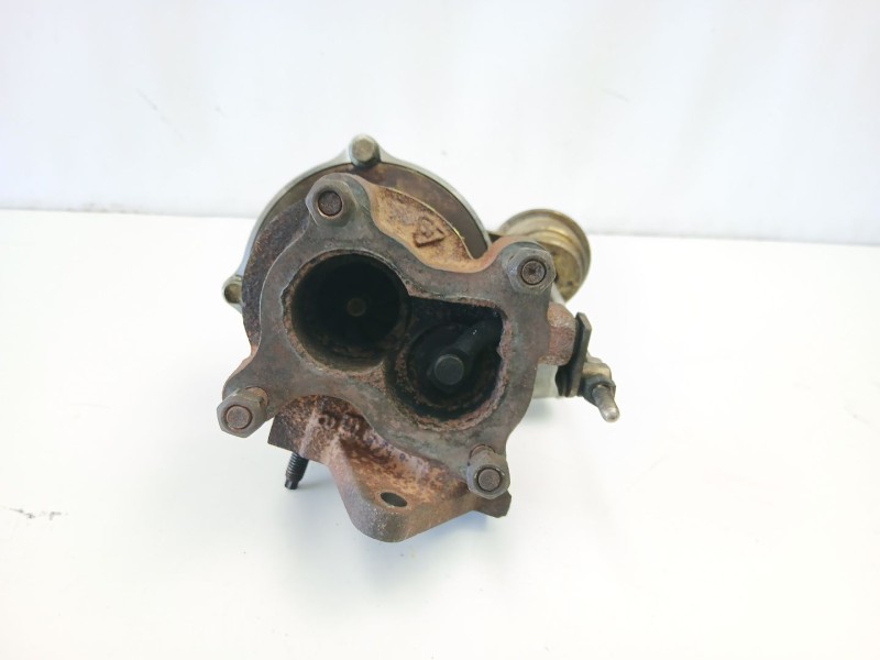 Recambio de turbo para renault clio ii (bb_, cb_) 1.5 dci (b/cb07) referencia OEM IAM 7711135037 22795H33771 54359700000