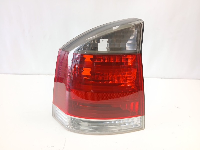 Recambio de piloto trasero izquierdo para opel vectra c gts (z02) 1.8 16v (f68) referencia OEM IAM 13157646  