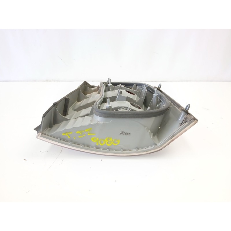 Recambio de piloto trasero izquierdo para opel vectra c gts (z02) 1.8 16v (f68) referencia OEM IAM 13157646  