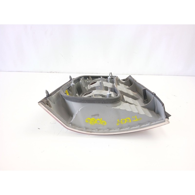 Recambio de piloto trasero derecho para opel vectra c gts (z02) 1.8 16v (f68) referencia OEM IAM 13157647  