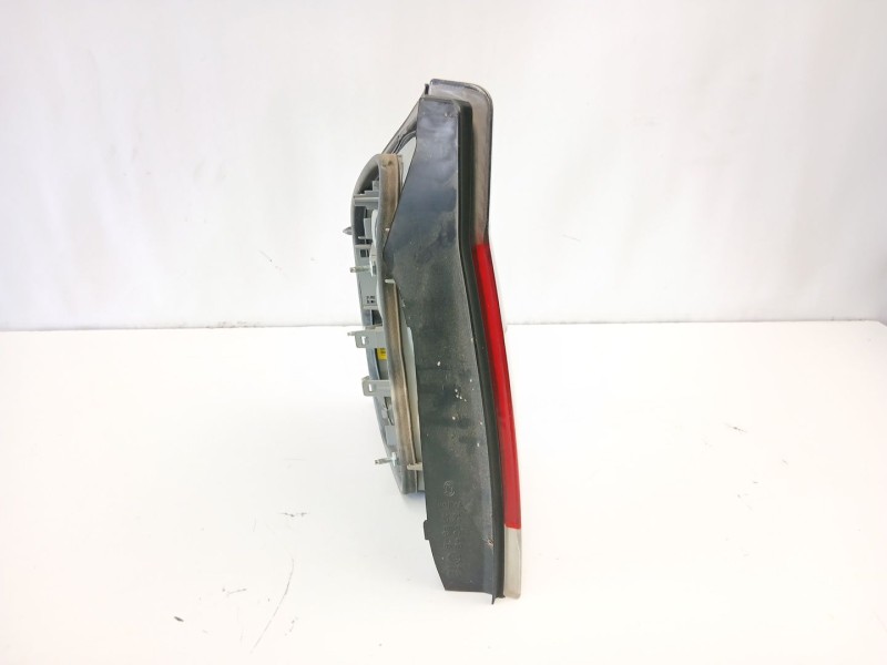 Recambio de piloto trasero derecho para opel vectra c gts (z02) 1.8 16v (f68) referencia OEM IAM 13157647  