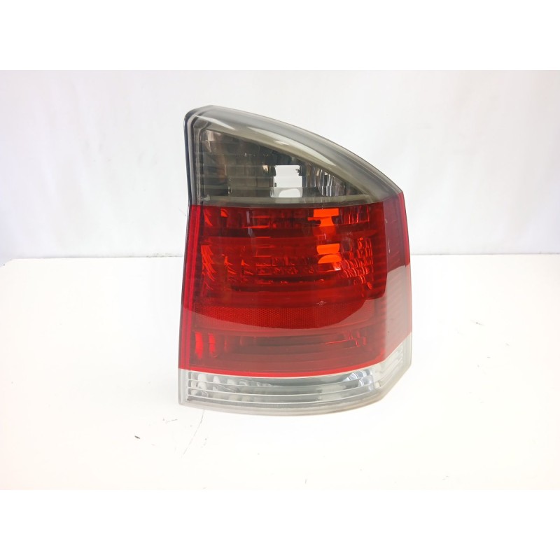 Recambio de piloto trasero derecho para opel vectra c gts (z02) 1.8 16v (f68) referencia OEM IAM 13157647  