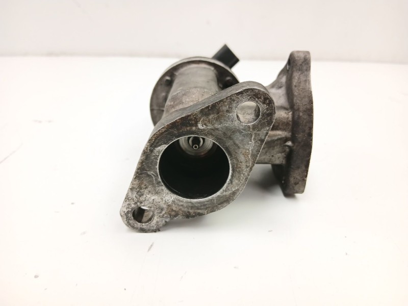 Recambio de valvula egr para hyundai santa fé ii (cm) 2.2 crdi 4x4 referencia OEM IAM 2841027410  
