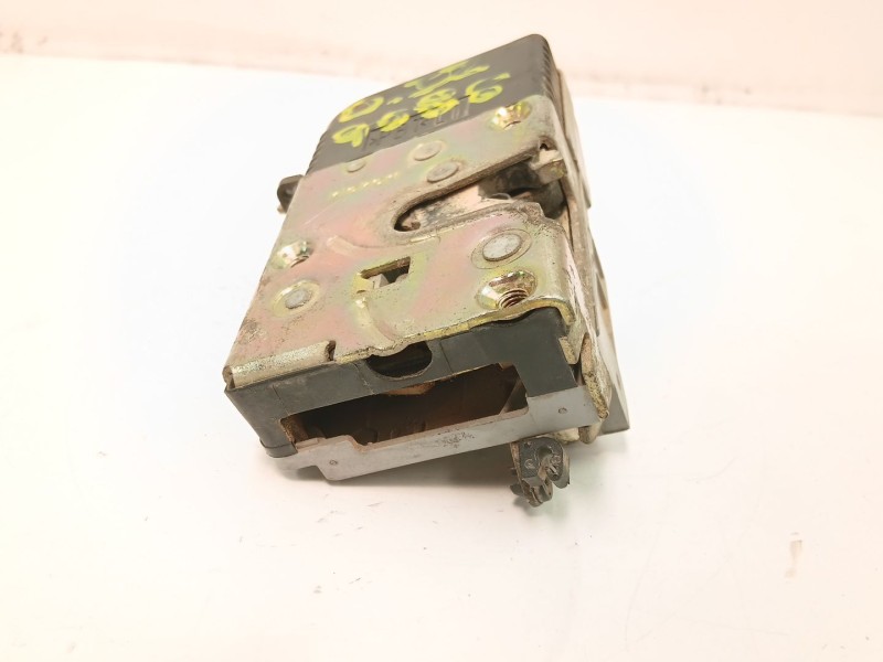 Recambio de cerradura puerta delantera izquierda para peugeot 406 (8b) 2.2 hdi referencia OEM IAM 9135H8  