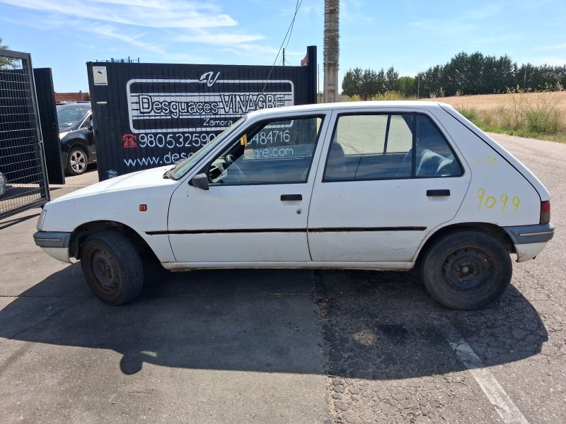 peugeot 205 furgoneta/hatchback del año 1983