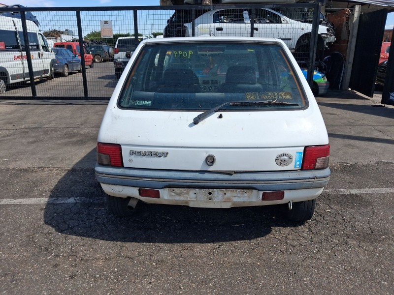 Recambio de carroceria para peugeot 205 furgoneta/hatchback 1.8 d referencia OEM IAM   