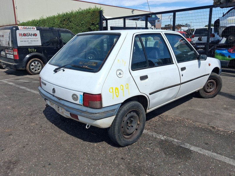 Recambio de carroceria para peugeot 205 furgoneta/hatchback 1.8 d referencia OEM IAM   