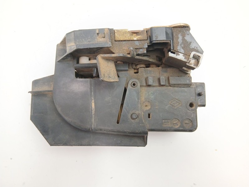 Recambio de cerradura puerta trasera izquierda para renault laguna 1.8 g referencia OEM IAM 7701038439  