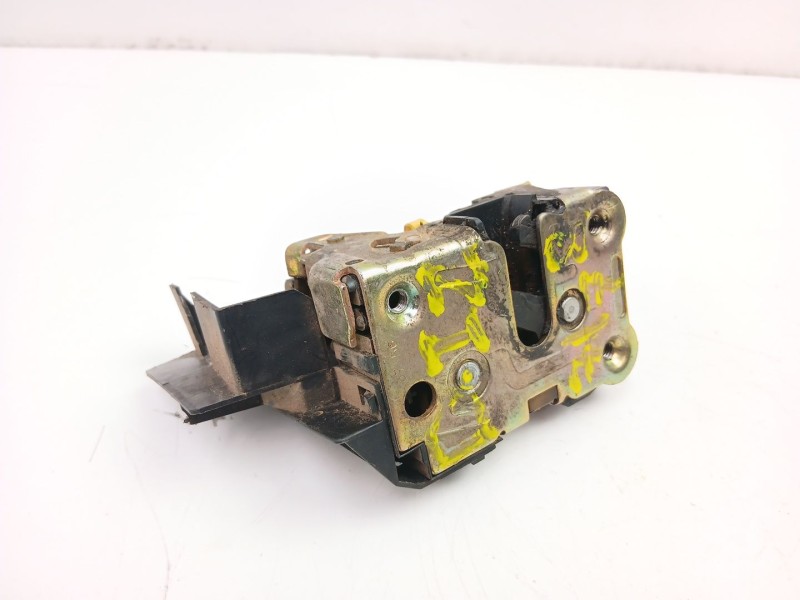 Recambio de cerradura puerta delantera izquierda para renault laguna 1.8 g referencia OEM IAM 7701038407  