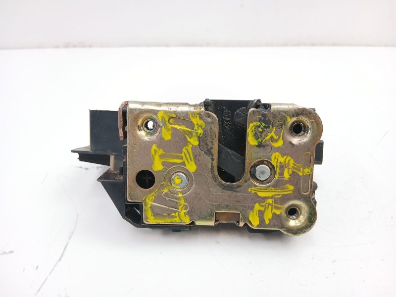 Recambio de cerradura puerta delantera izquierda para renault laguna 1.8 g referencia OEM IAM 7701038407  