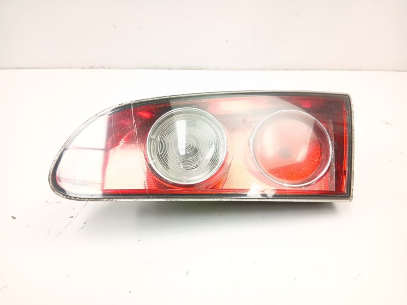 Recambio de piloto porton derecho para seat ibiza iii (6l1) 1.4 16v referencia OEM IAM 6L6945094F  6L6945108