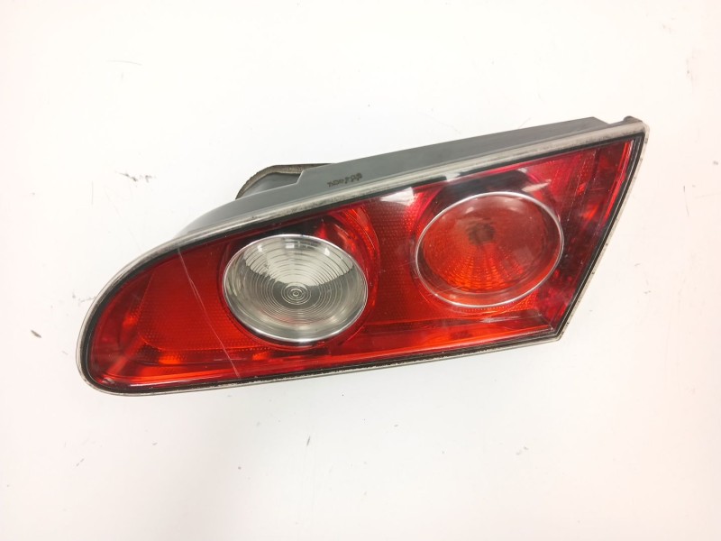 Recambio de piloto porton derecho para seat ibiza iii (6l1) 1.4 16v referencia OEM IAM 6L6945094F  6L6945108