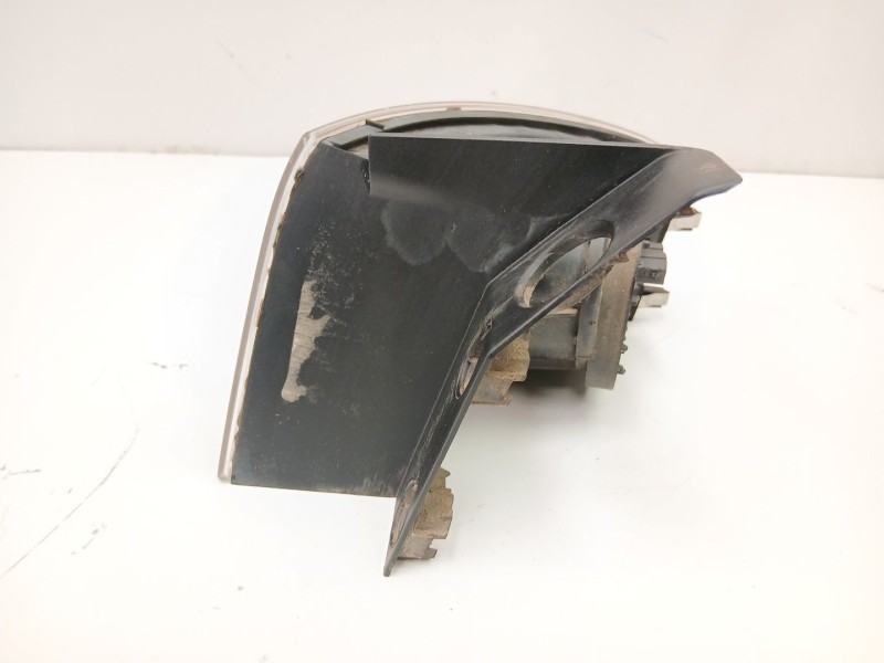 Recambio de piloto trasero izquierdo para seat ibiza iii (6l1) 1.4 16v referencia OEM IAM 6L6945095A  6L6945111