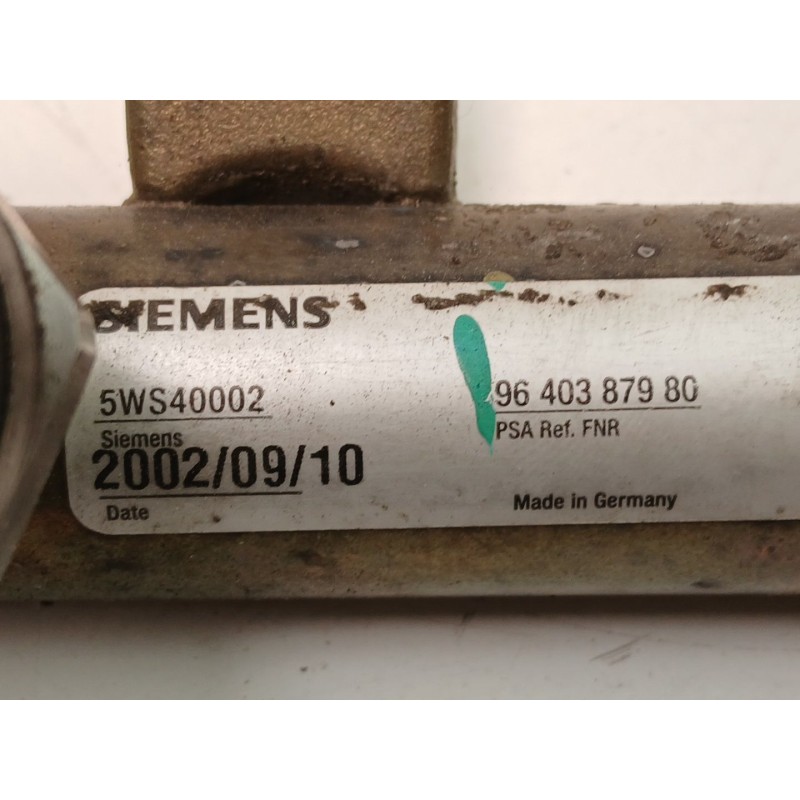Recambio de rampa inyectora para citroën xsara (n1) 2.0 hdi 90 referencia OEM IAM 9640387980 5WS40002 