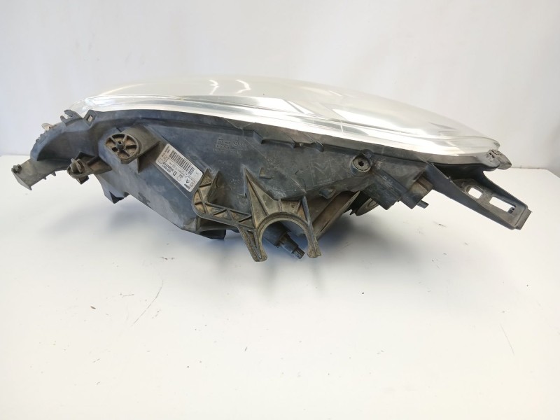 Recambio de faro derecho para citroën berlingo multispace (b9) 1.6 hdi 90 referencia OEM IAM 9682828180 89318041 