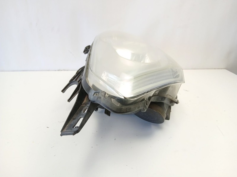 Recambio de faro derecho para citroën berlingo multispace (b9) 1.6 hdi 90 referencia OEM IAM 9682828180 89318041 