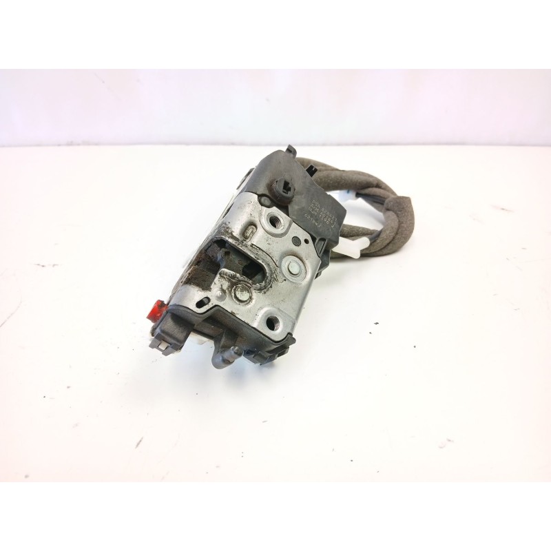 Recambio de cerradura puerta trasera derecha para citroën berlingo multispace (b9) 1.6 hdi 90 referencia OEM IAM 9137N4  