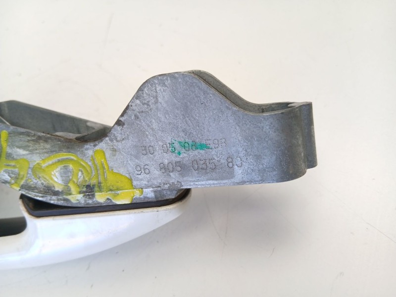 Recambio de manilla trasera derecha para citroën berlingo multispace (b9) 1.6 hdi 90 referencia OEM IAM 9680503580  