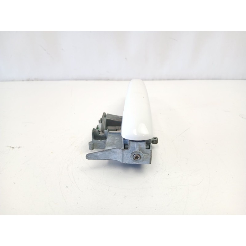 Recambio de manilla delantera derecha para citroën berlingo multispace (b9) 1.6 hdi 90 referencia OEM IAM 9680168580  