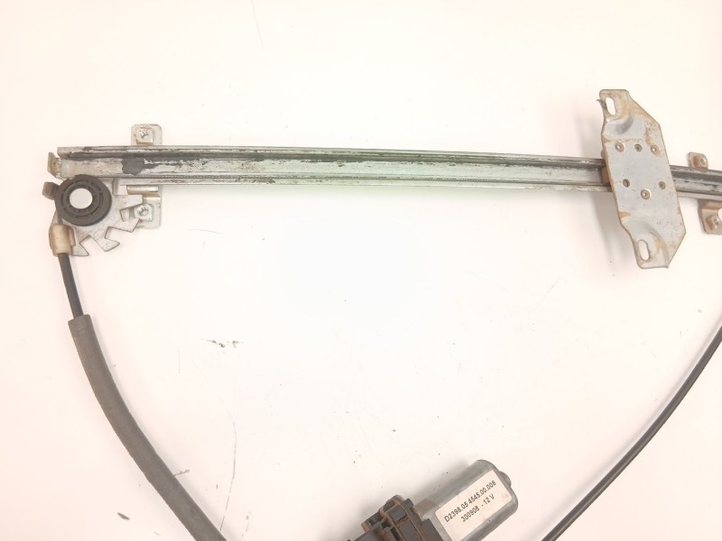 Recambio de elevalunas delantero izquierdo para nissan terrano ii (r20) 2.7 tdi 4wd referencia OEM IAM 807012X000  