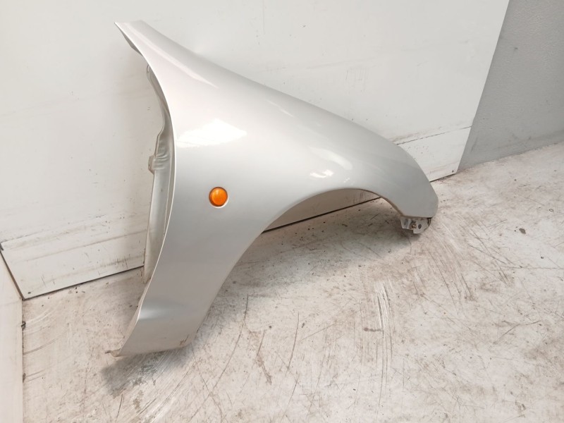 Recambio de aleta delantera derecha para ford puma (ec_) 1.4 16v referencia OEM IAM V97FB16015AX  