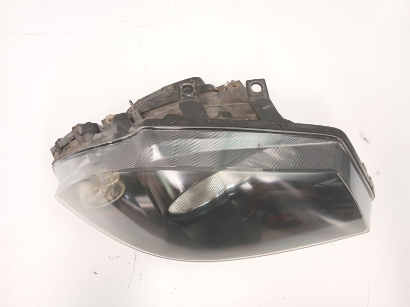 Recambio de faro derecho para seat ibiza iii (6l1) 1.4 16v referencia OEM IAM 6L1941022A  