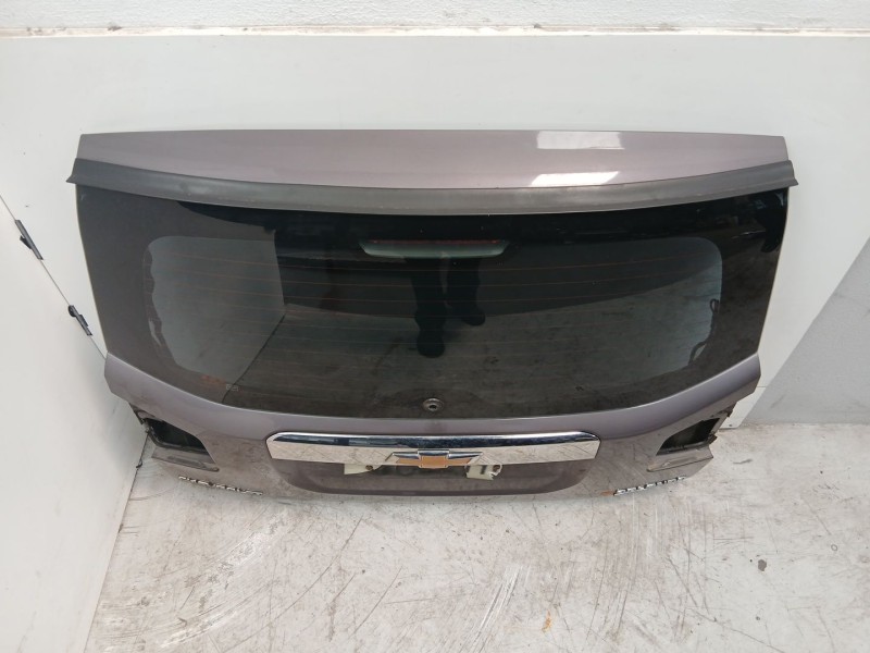 Recambio de porton trasero para chevrolet orlando (j309) 2.0 d referencia OEM IAM 95225551  