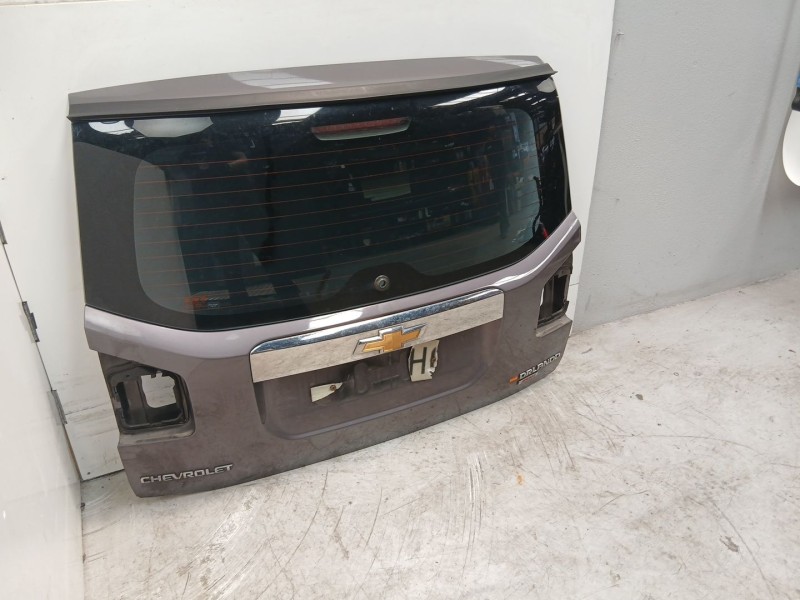 Recambio de porton trasero para chevrolet orlando (j309) 2.0 d referencia OEM IAM 95225551  