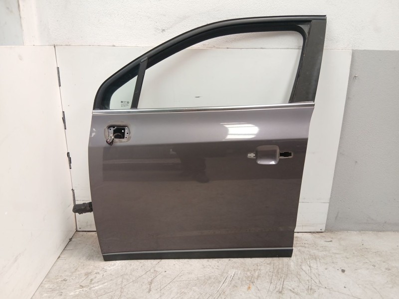 Recambio de puerta delantera izquierda para chevrolet orlando (j309) 2.0 d referencia OEM IAM 95242604  