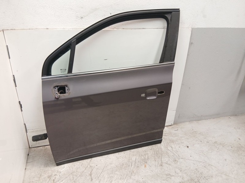 Recambio de puerta delantera izquierda para chevrolet orlando (j309) 2.0 d referencia OEM IAM 95242604  