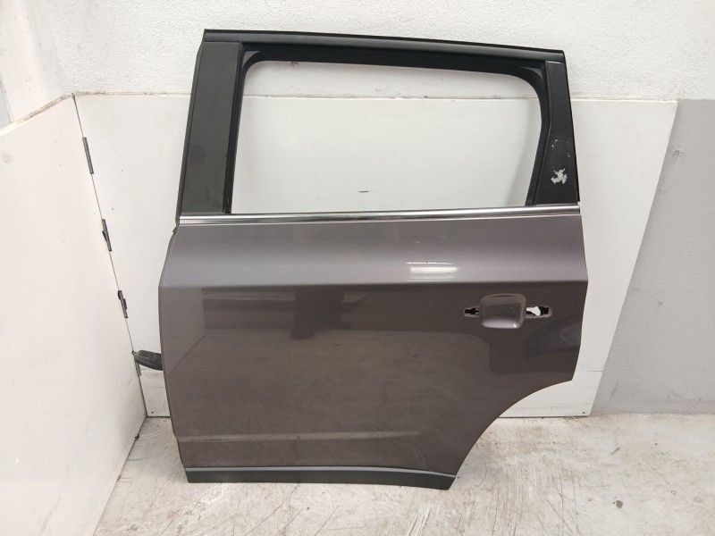 Recambio de puerta trasera izquierda para chevrolet orlando (j309) 2.0 d referencia OEM IAM 95242606  
