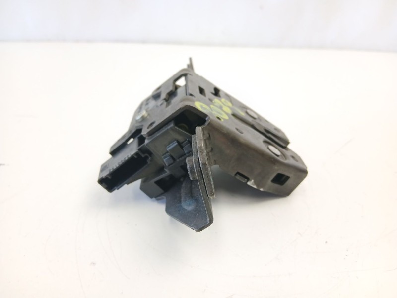 Recambio de cerradura maletero / porton para chevrolet orlando (j309) 2.0 d referencia OEM IAM 13500195  