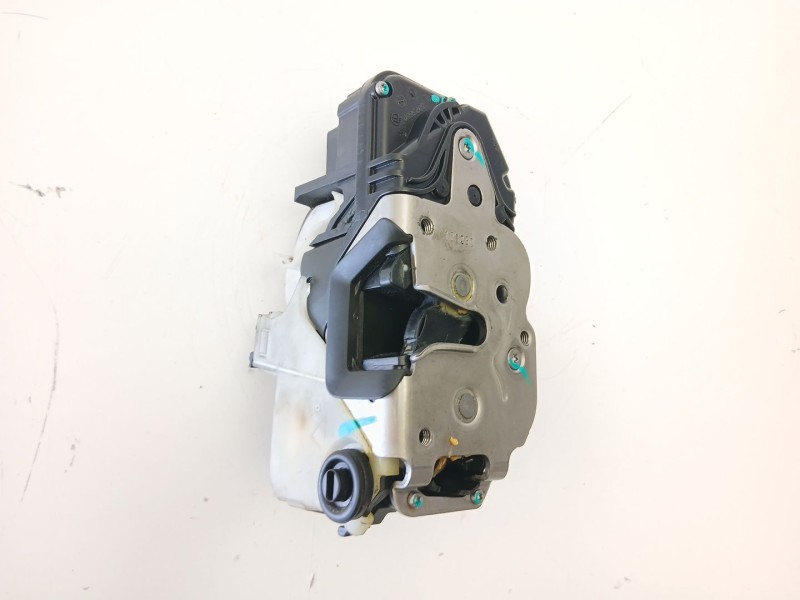 Recambio de cerradura puerta trasera derecha para chevrolet orlando (j309) 2.0 d referencia OEM IAM 13503808  