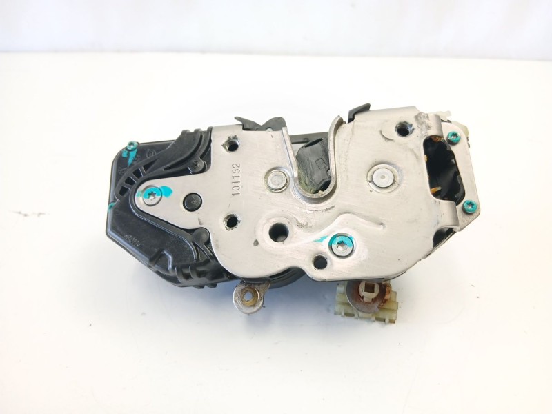 Recambio de cerradura puerta delantera izquierda para chevrolet orlando (j309) 2.0 d referencia OEM IAM 13503801  