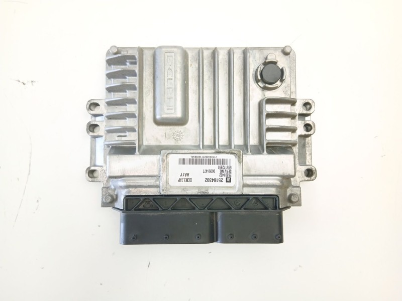 Recambio de centralita para chevrolet orlando (j309) 2.0 d referencia OEM IAM 96951477 25184302 