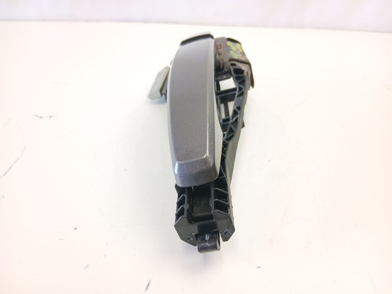 Recambio de manilla trasera izquierda para chevrolet orlando (j309) 2.0 d referencia OEM IAM 13505890  