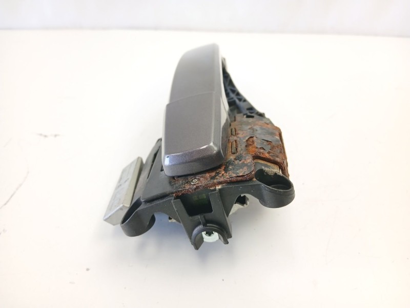 Recambio de manilla trasera derecha para chevrolet orlando (j309) 2.0 d referencia OEM IAM 13505889  