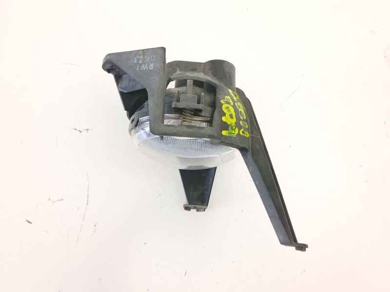 Recambio de antiniebla derecho para chevrolet orlando (j309) 2.0 d referencia OEM IAM 95072714  