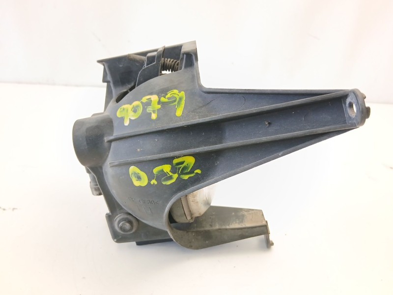 Recambio de antiniebla izquierdo para chevrolet orlando (j309) 2.0 d referencia OEM IAM 95072713  