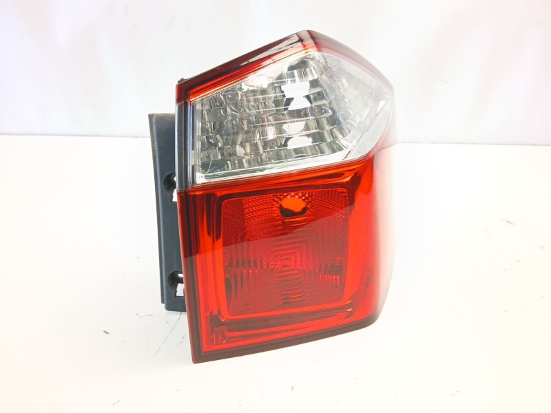 Recambio de piloto trasero derecho para chevrolet orlando (j309) 2.0 d referencia OEM IAM 95201618  