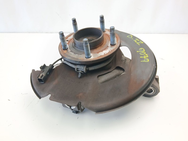 Recambio de mangueta delantera izquierda para chevrolet orlando (j309) 2.0 d referencia OEM IAM 13248526  