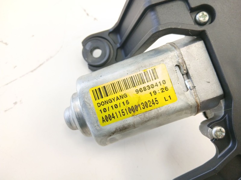 Recambio de motor limpia trasero para chevrolet orlando (j309) 2.0 d referencia OEM IAM 96830410  