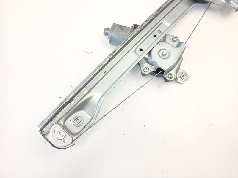 Recambio de elevalunas trasero derecho para chevrolet orlando (j309) 2.0 d referencia OEM IAM 95374827  