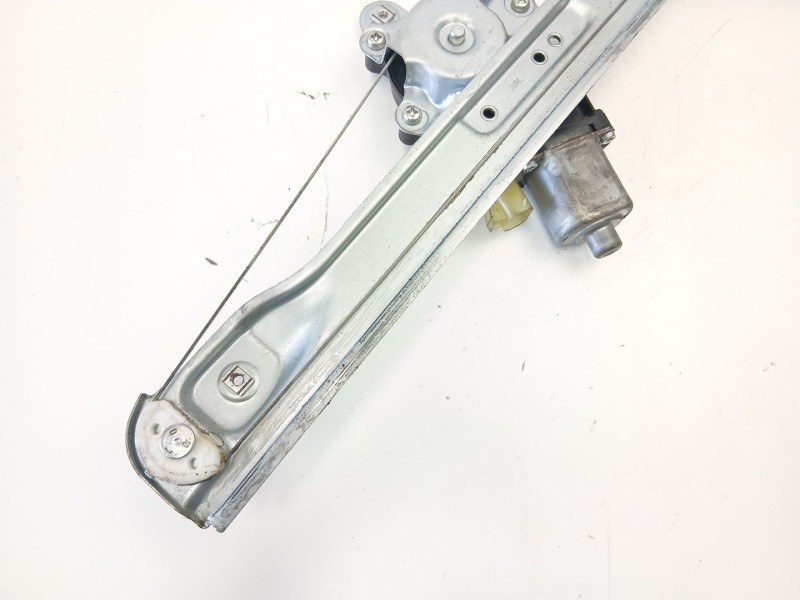Recambio de elevalunas trasero izquierdo para chevrolet orlando (j309) 2.0 d referencia OEM IAM 95374828  