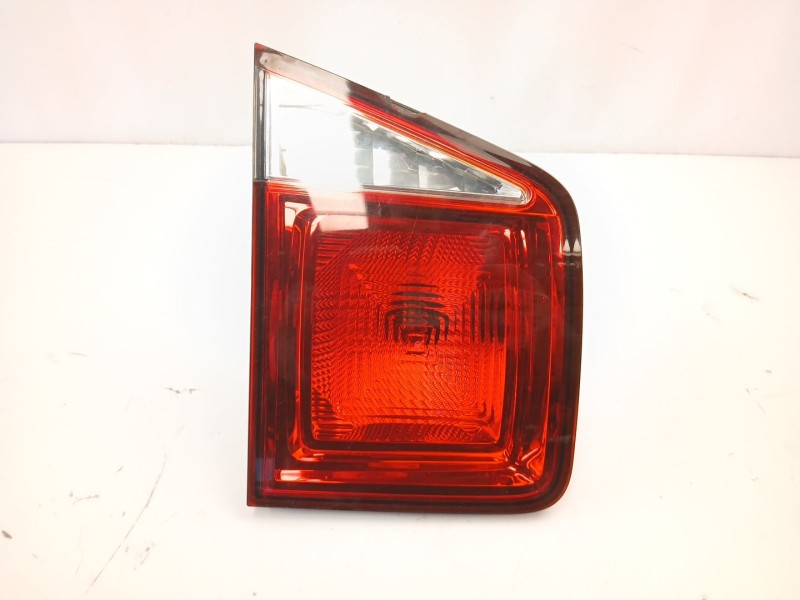 Recambio de piloto porton izquierdo para chevrolet orlando (j309) 2.0 d referencia OEM IAM 42334061  