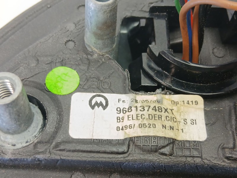 Recambio de retrovisor derecho para citroën berlingo multispace (b9) 1.6 hdi 90 referencia OEM IAM 96813748XT  