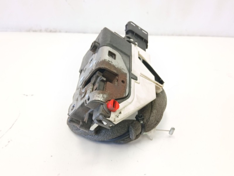 Recambio de cerradura puerta trasera derecha para citroën berlingo multispace (b9) 1.6 hdi 90 referencia OEM IAM 9137N6  