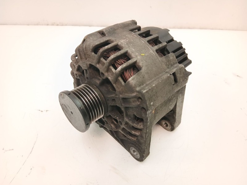 Recambio de alternador para renault laguna i (b56_, 556_) 1.9 dci (b56w) referencia OEM IAM 7700426849 SG12B017 
