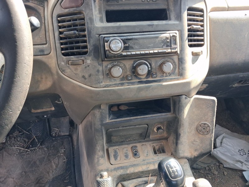 mitsubishi montero iii (v7_w, v6_w) del año 2000