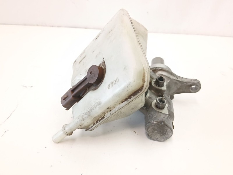 Recambio de bomba de freno para citroën berlingo multispace (b9) 1.6 hdi 90 referencia OEM IAM 4601V8  